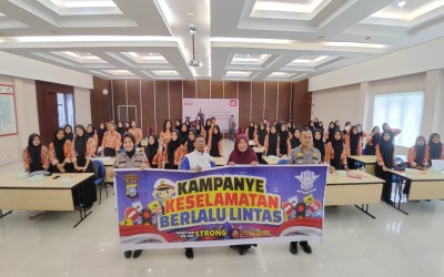 Kampanye keselamatan berlalu lintas bersama Polresta Pekanbaru, Capella Honda dan SMK Negeri 7 Pekanbaru Ajak Kartini Muda Cari Aman