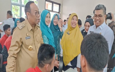Makan Siang Bergizi dan Gratis di SMK N 7 Pekanbaru (Simulasi)